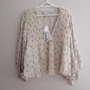 NWT Ganni Pleated Georgette Floral V-Neck Blouse Balloon Sleeves Size 40 (8 US)